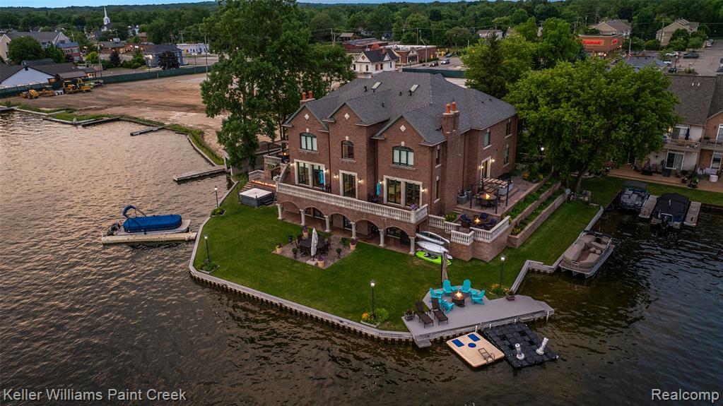328 S Broadway Street, Lake Orion, MI 48362 — Photo 5