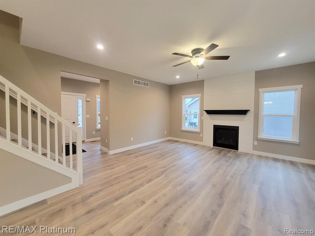7460 SKYLAR Court, Swartz Creek, MI 48473 — Photo 9