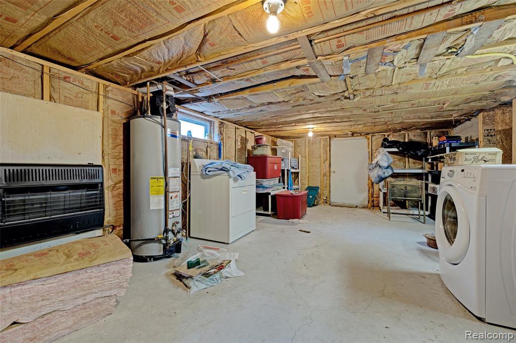 8028 Clarence Street, Goodrich Vlg, MI — Photo 52