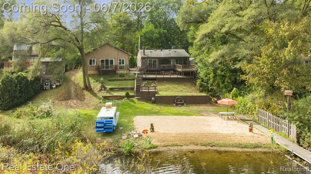 200 E CANYON Drive, Milford, MI 48380 — Photo 72