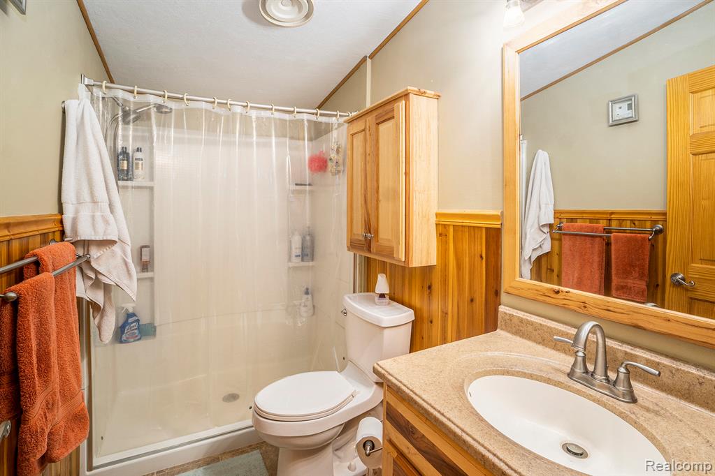 9445 E Lehring Road, Durand, MI 48429 — Photo 11