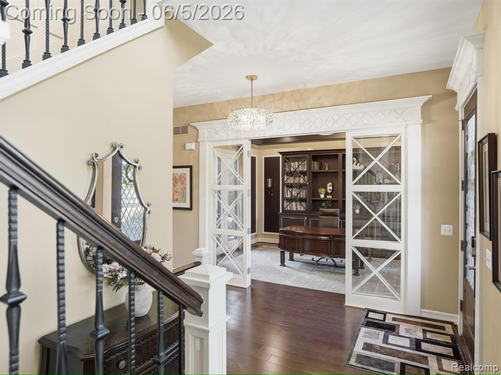55951 Ashbrooke Drive W, Utica, MI 48316 — Photo 13