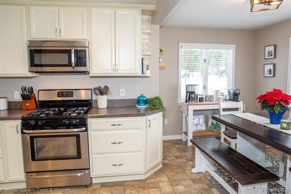 5735 Fowlerville Road, Fowlerville, MI 48836 — Photo 20