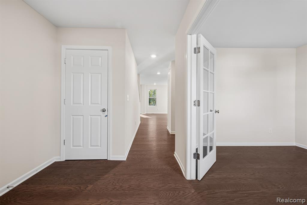 4246 Cedar Lane, Grand Blanc, MI 48439 — Photo 4