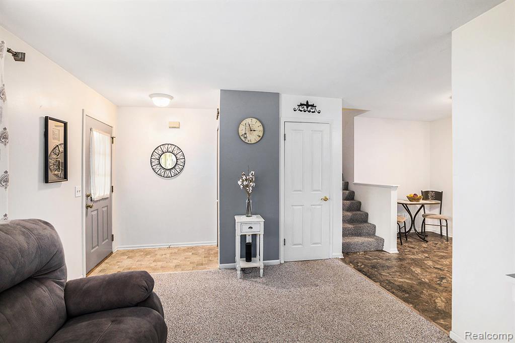 8450 Pineview Lake Drive, Linden, MI 48451 — Photo 5