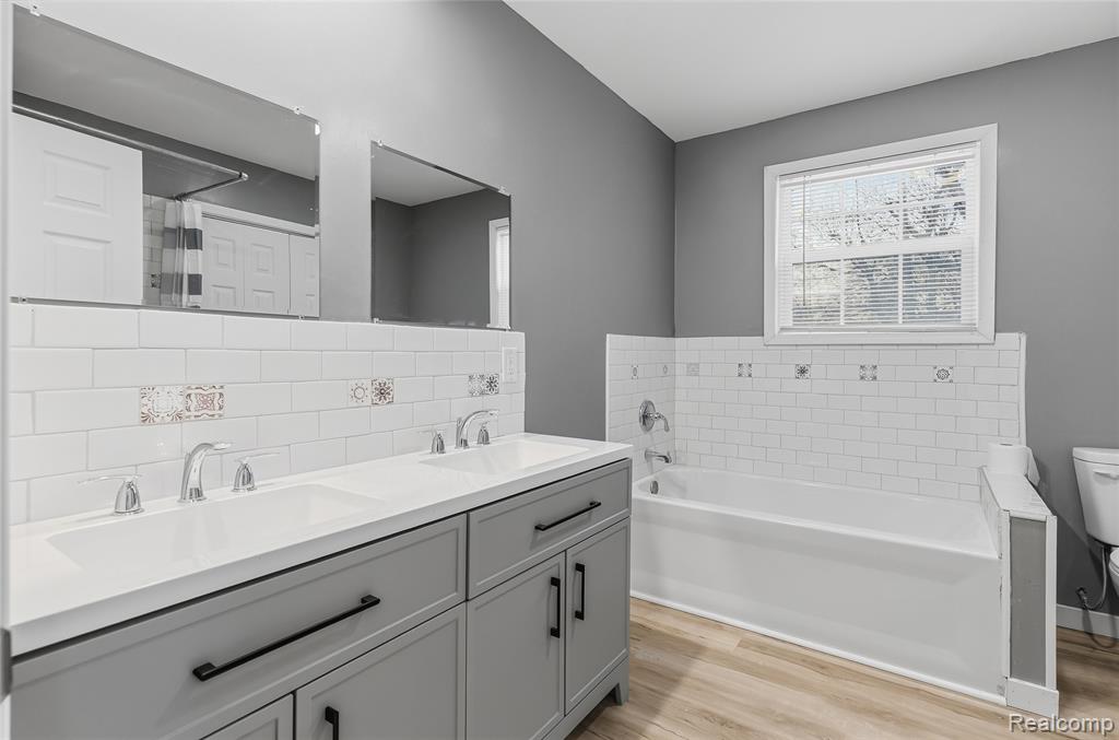 137 S Andre Street, Saginaw, MI 48602 — Photo 21