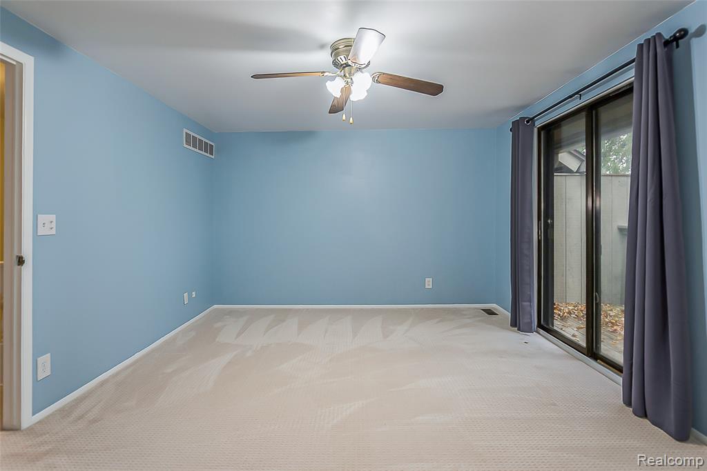 44877 Erin Drive, Plymouth, MI 48170 — Photo 18