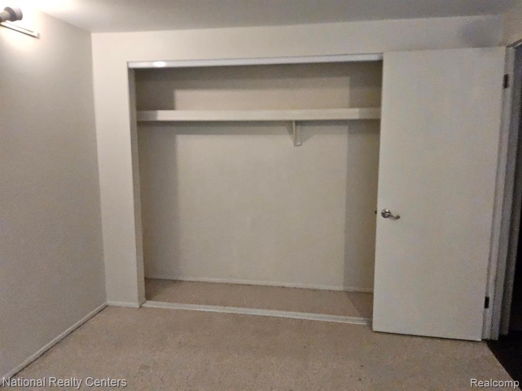 8676 Community Blvd Boulevard, Warren, MI 48093 — Photo 16