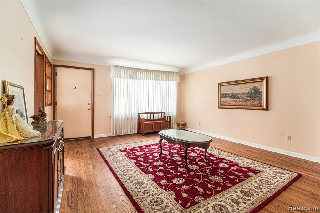 4402 Roosevelt Boulevard, Dearborn Heights, MI 48125 — Photo 6