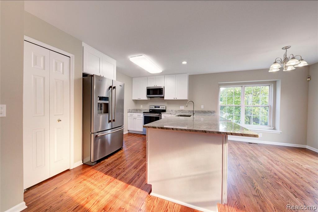4269 Warrington Drive, Wixom, MI 48393 — Photo 8