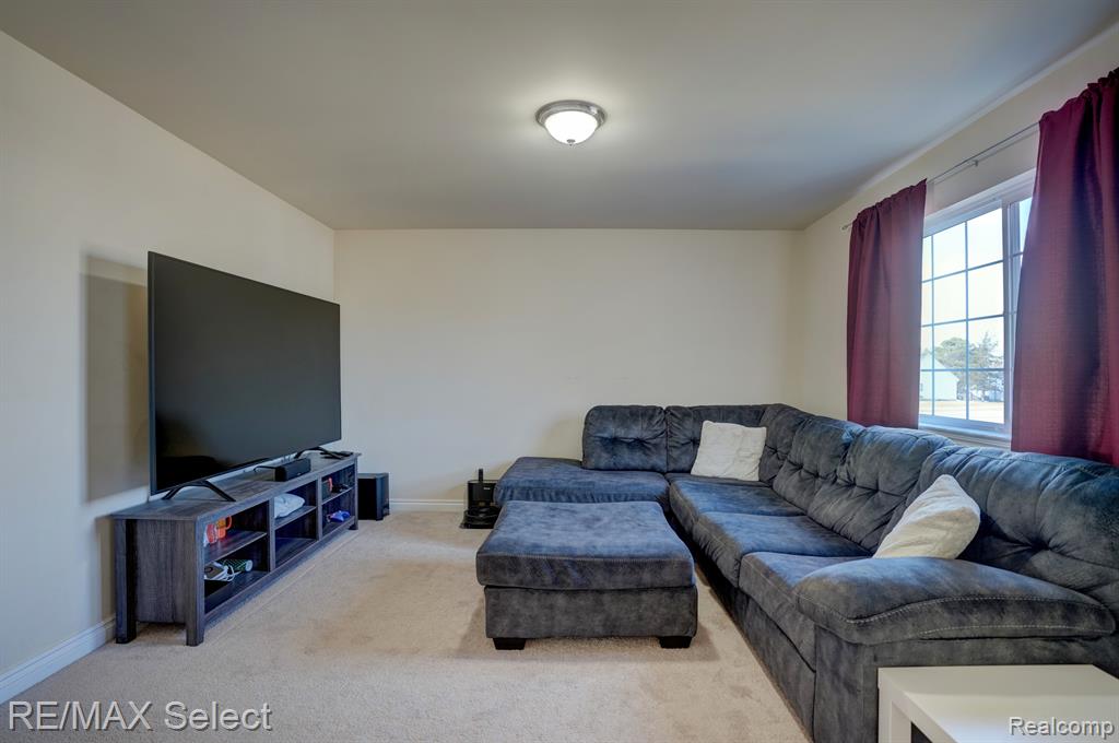 4062 OAK Street, Grand Blanc, MI 48439 — Photo 21