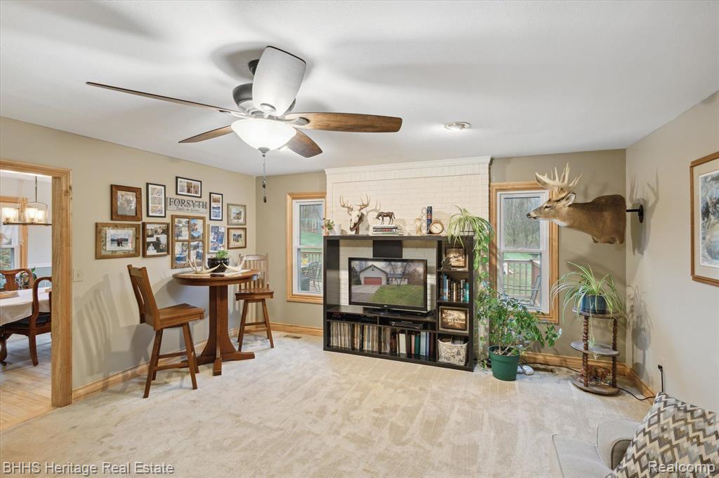 5904 W ALLEN Road, Fowlerville, MI 48836 — Photo 8