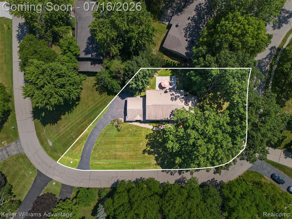 6711 Woodside Trail, West Bloomfield, MI — Photo 50