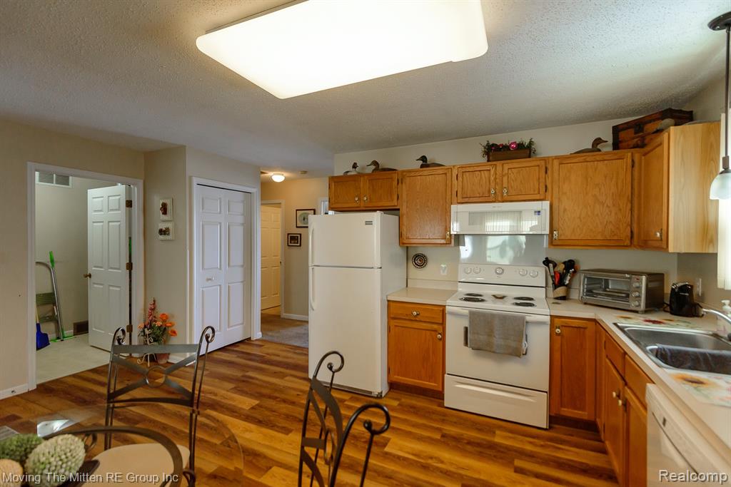 446 Stonehaven Court, 14, Milan, MI 48160 — Photo 7