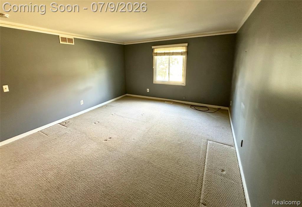 6669 Maple Lakes Drive, West Bloomfield, MI — Photo 13
