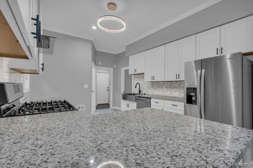 2997 Hanley Street, Hamtramck, MI 48212 — Photo 13