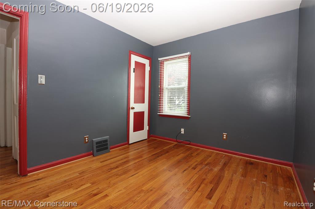 4011 Mildred Street, Wayne, MI 48184 — Photo 17