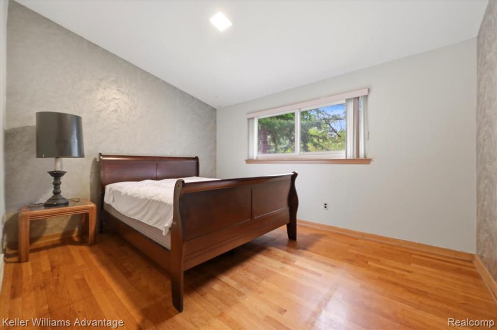 52433 Ihla Street, Utica, MI 48316 — Photo 17