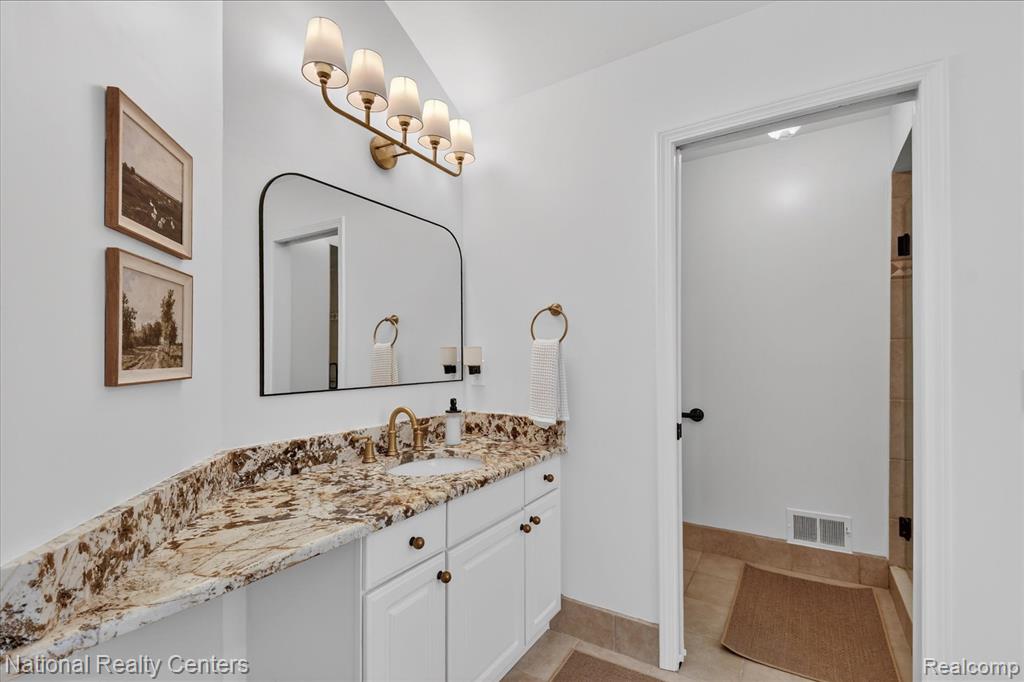 54366 Royal Troon Drive, South Lyon, MI 48178 — Photo 22
