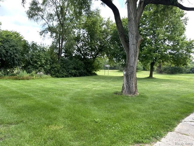 8475 Bridge Lake Road, Clarkston, MI 48348 — Photo 31