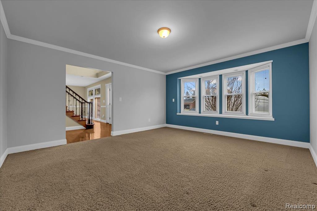 18676 Country Club Circle, Riverview, MI 48193 — Photo 9