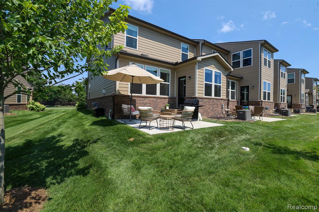1983 Addison Circle, Commerce Twp, MI 48390
