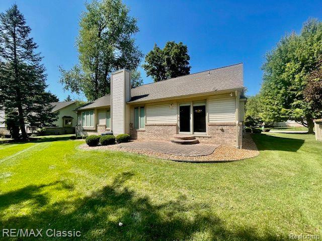 15428 WINCHESTER Drive, Plymouth, MI 48170 — Photo 20