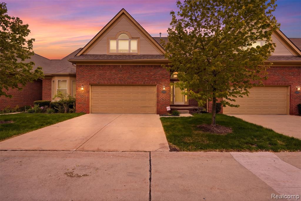 4212 April Lane, Sterling Heights, MI 48310 — Photo 2