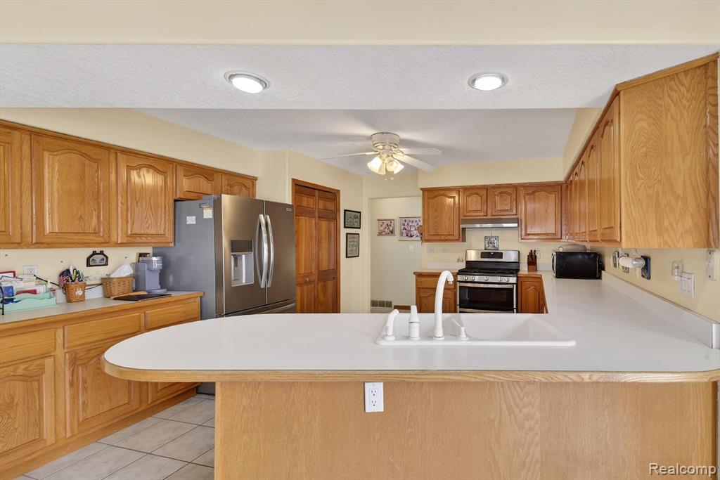 32874 Liparoto Drive, Rockwood, MI — Photo 13