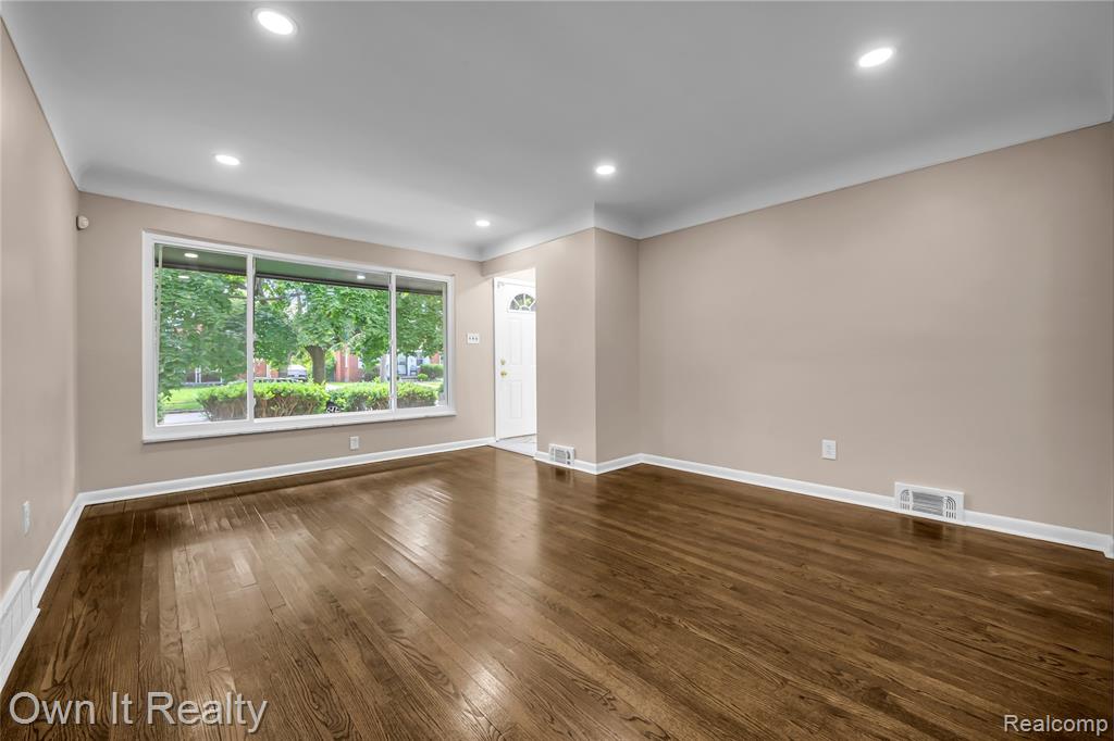 16199 Ferguson Street, Detroit, MI 48235 — Photo 5