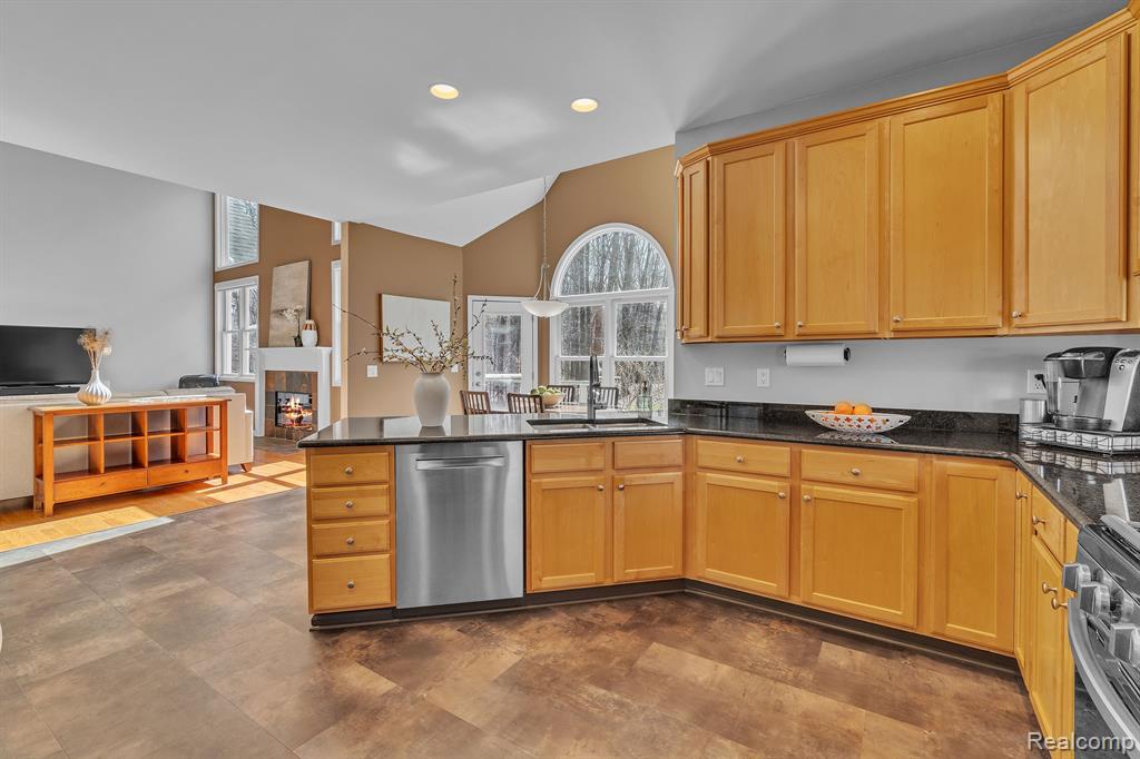 4788 WINDSWEPT Drive, Milford, MI 48380 — Photo 23