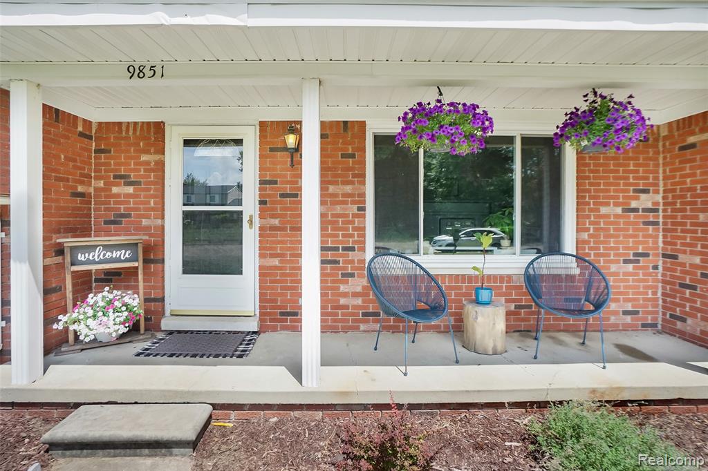 9851 Atwood Drive, South Lyon, MI 48178 — Photo 49