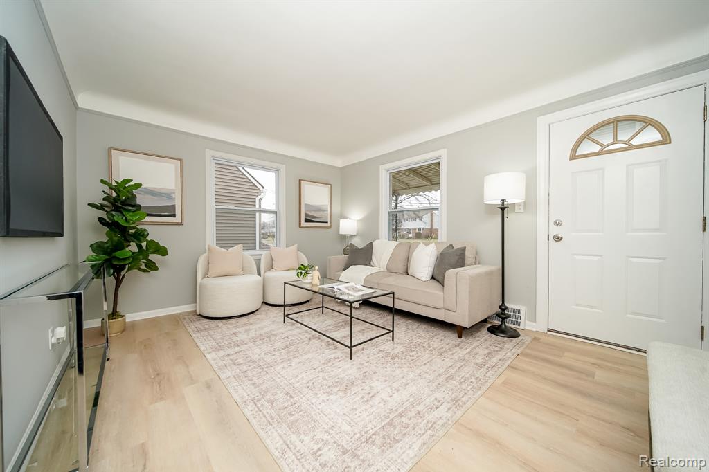4643 S Hubbard Street, Wayne, MI 48184 — Photo 8