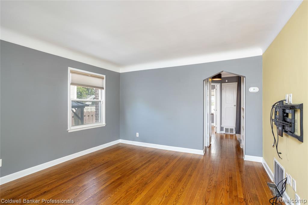 909 Hoffman Avenue, Royal Oak, MI 48067 — Photo 6