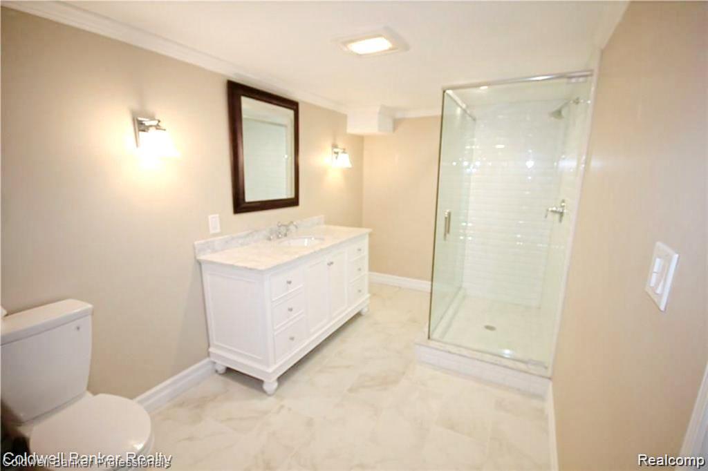 669 Mohegan Street, Birmingham, MI 48009 — Photo 35