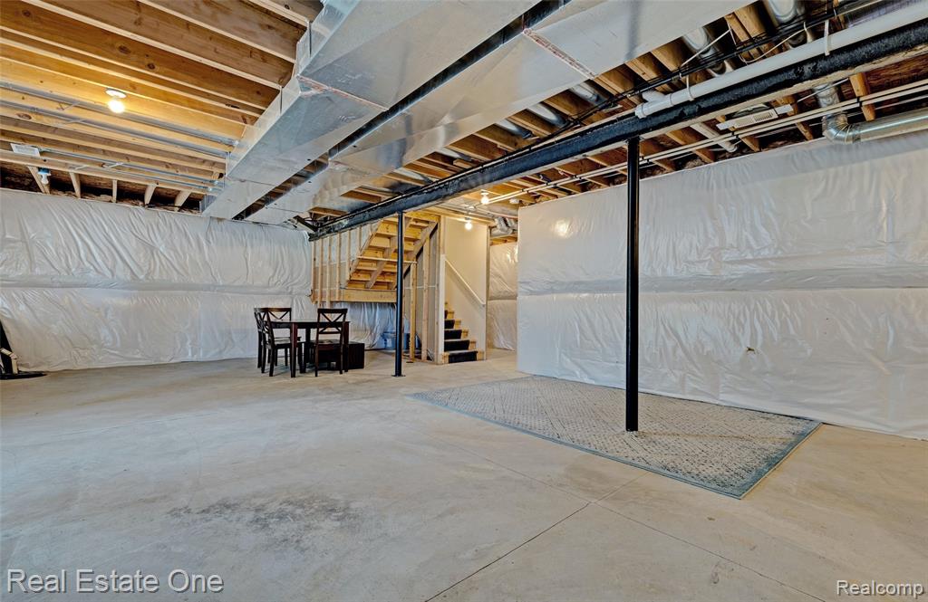 10464 Grandview Drive, Atlas, MI — Photo 46