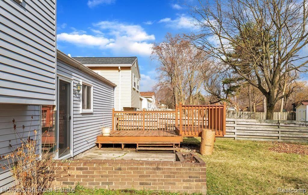 9224 PANAMA Avenue, Ypsilanti, MI 48198 — Photo 32