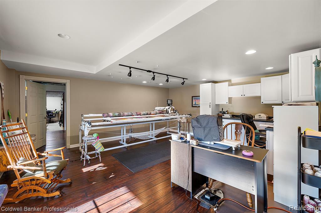 6099 SIMMONS Trail, North Branch, MI 48461 — Photo 32