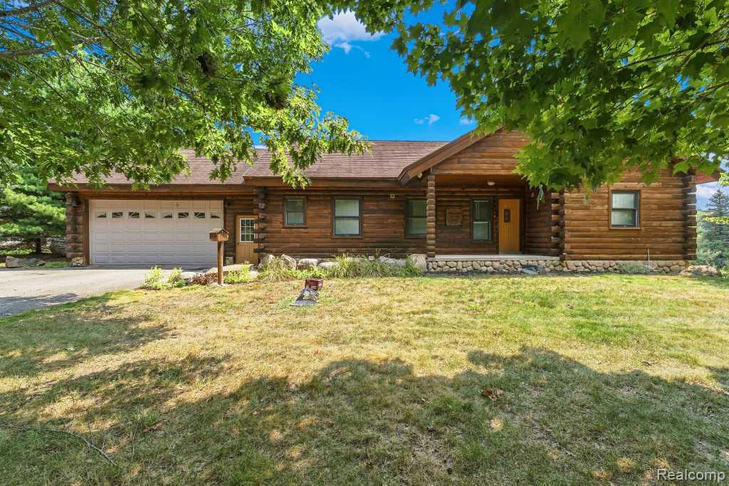 Property photo for 1940 Marlette Road, MI