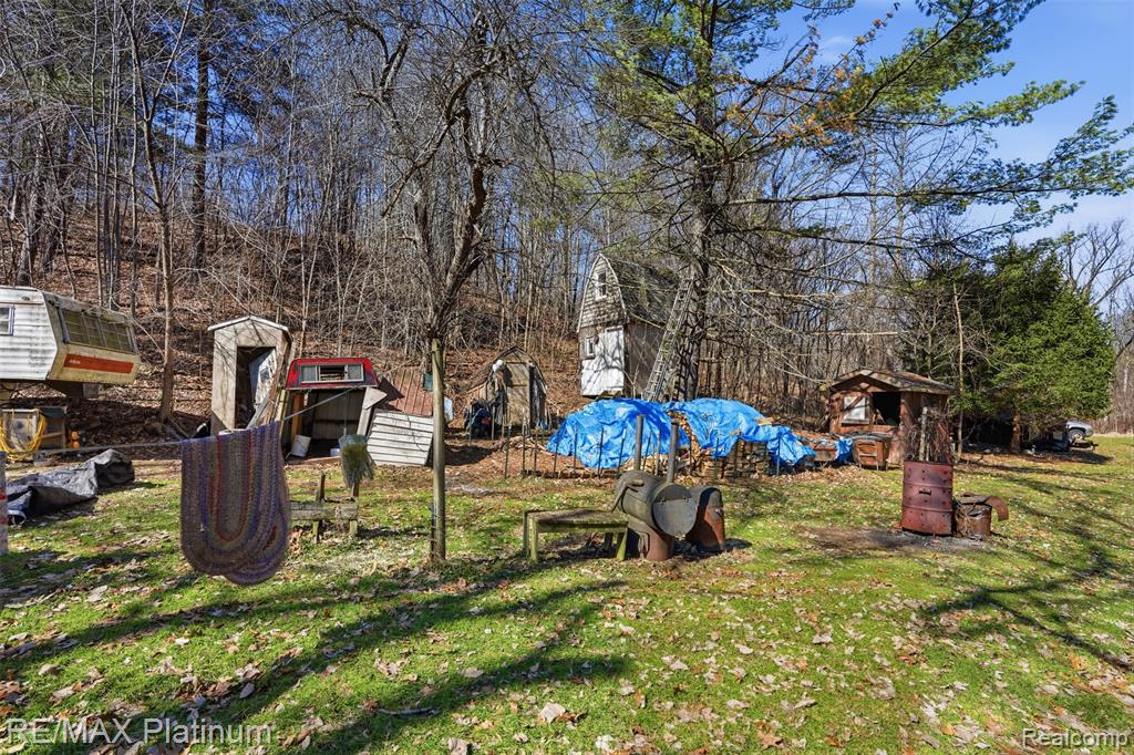 2555 E Cohoctah Road, Howell, MI 48855 — Photo 8