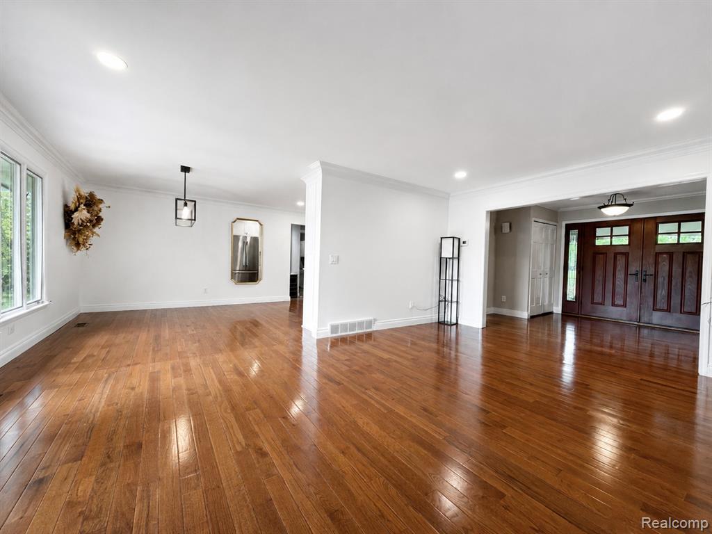 1330 Meadow Green Lane, Linden, MI 48451 — Photo 16