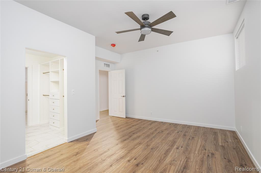 549 E Marshall Street, Ferndale, MI 48220 — Photo 17