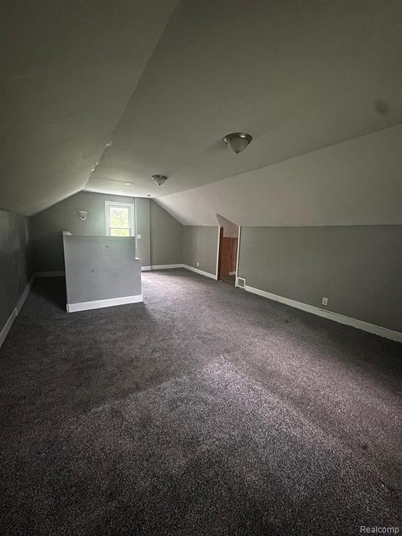 20413 Kingsville Street, Harper Woods, MI 48225 — Photo 22