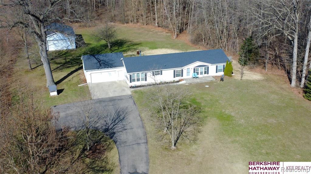19090 Sumpter Road, Belleville, MI 48111 — Photo 23