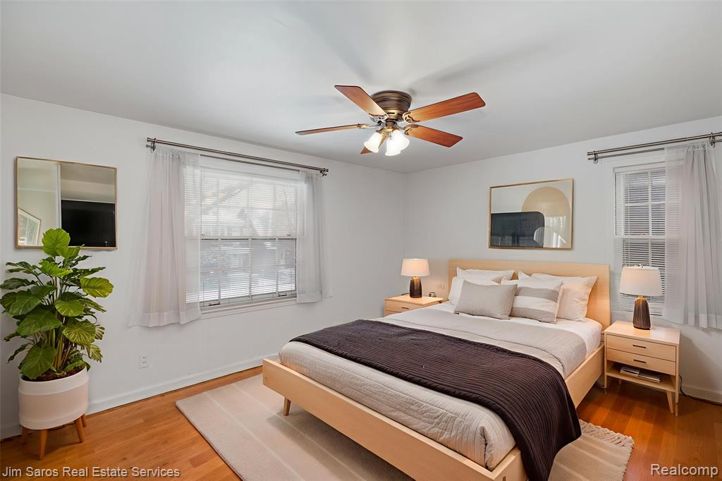 1328 Lakepointe Street, Grosse Pointe Park, MI 48230 — Photo 18
