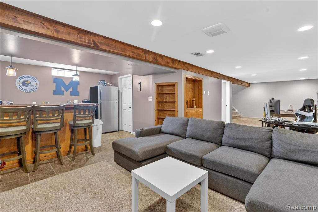 743 Dunreath Street, Walled Lake, MI 48390 — Photo 28