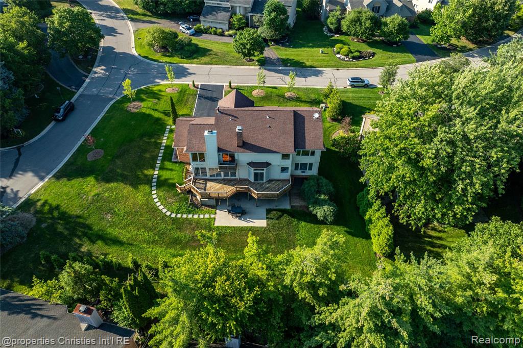 4802 Panorama Circle, West Bloomfield, MI 48323 — Photo 43