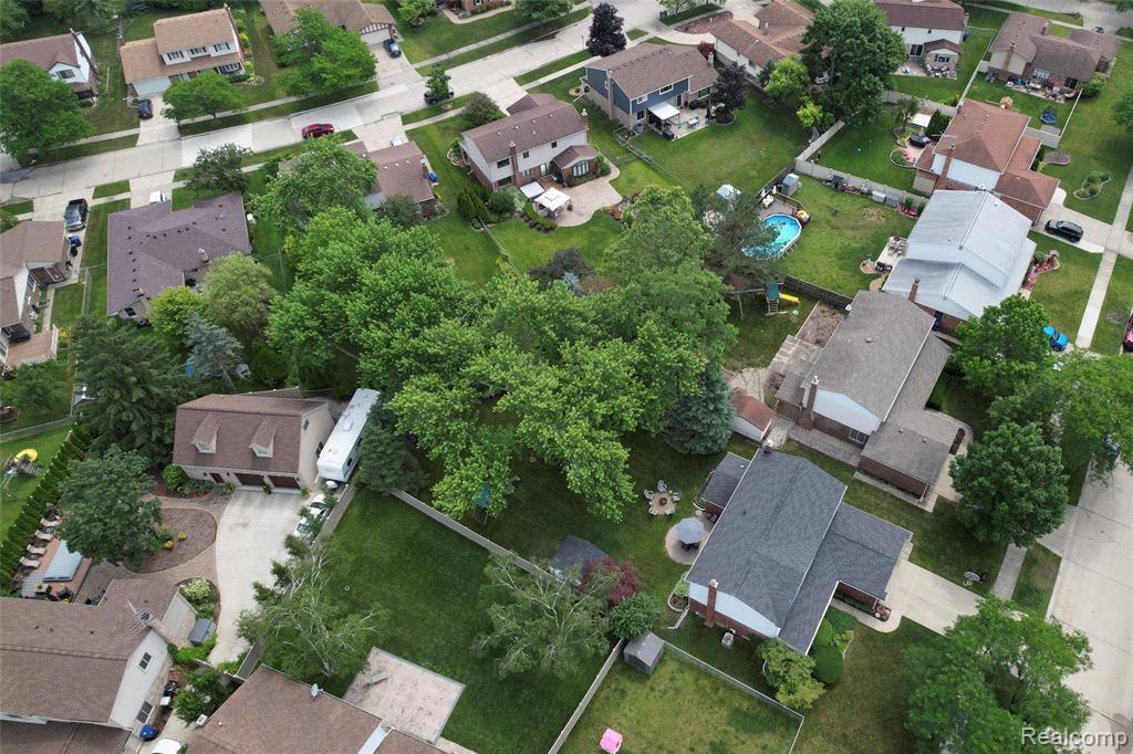 6848 Chadwick Drive, Canton, MI 48187 — Photo 46