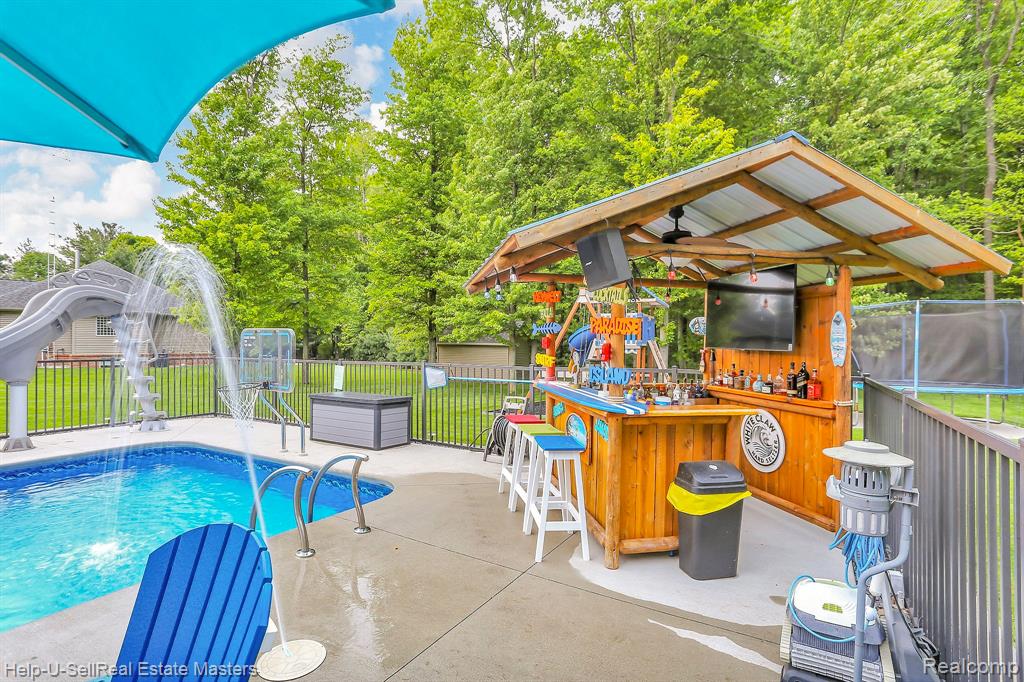 3152 Spruce Drive, Port Huron, MI 48060 — Photo 48