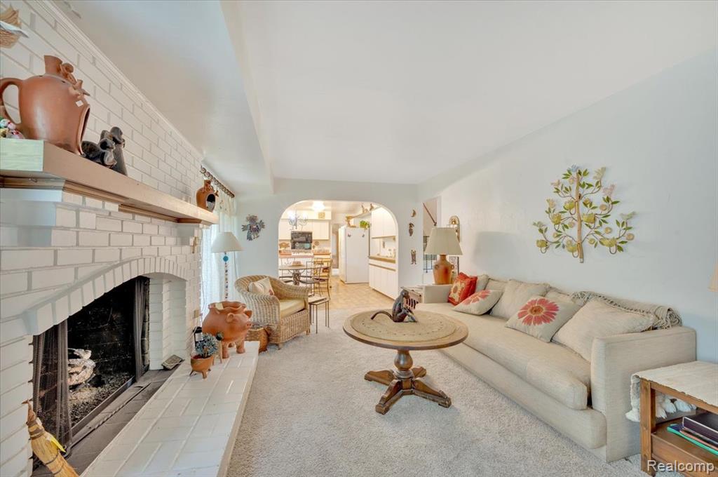 5116 Mohr Valley Lane, Bloomfield Hills, MI 48304 — Photo 12